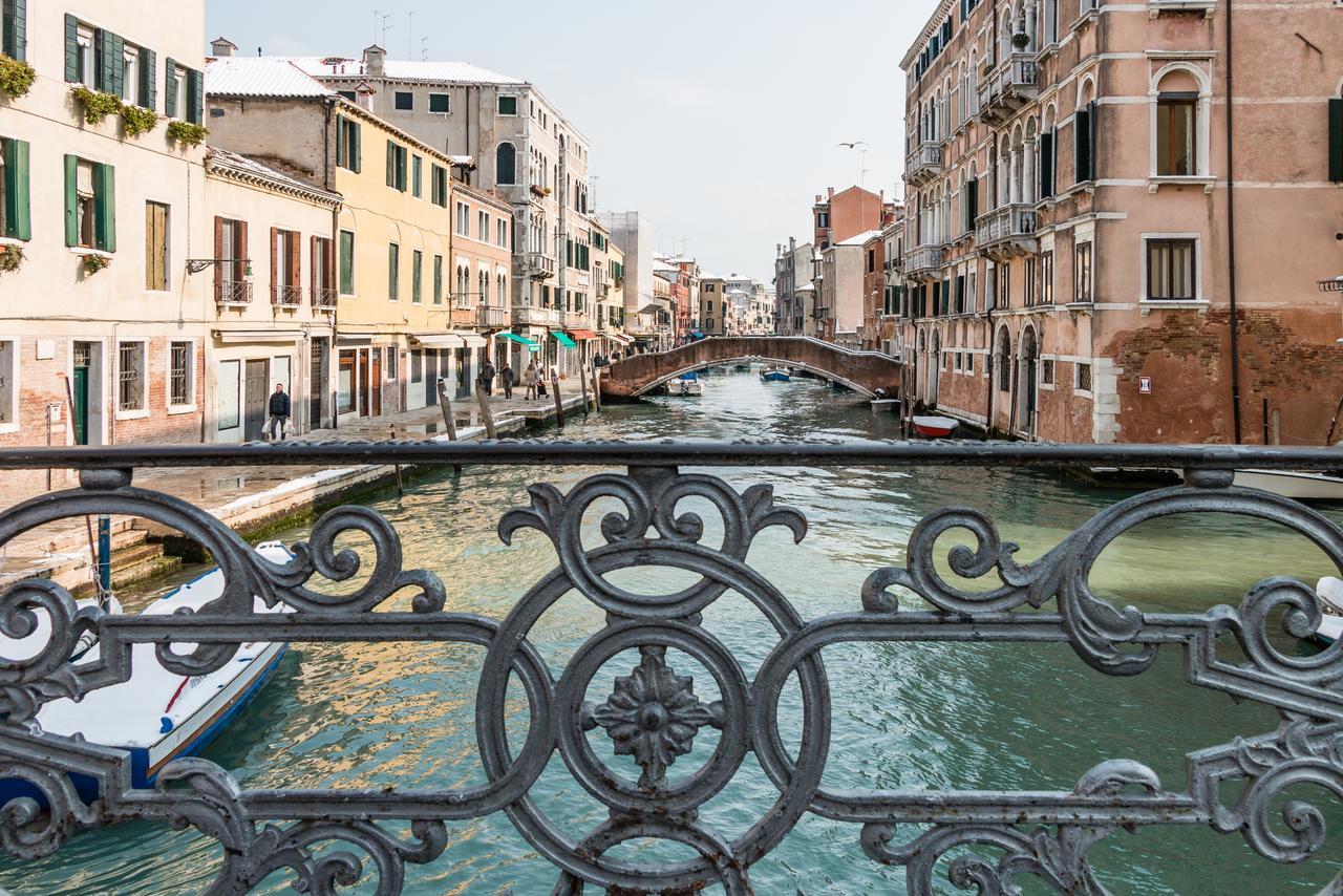 Small Canal View In Boutique